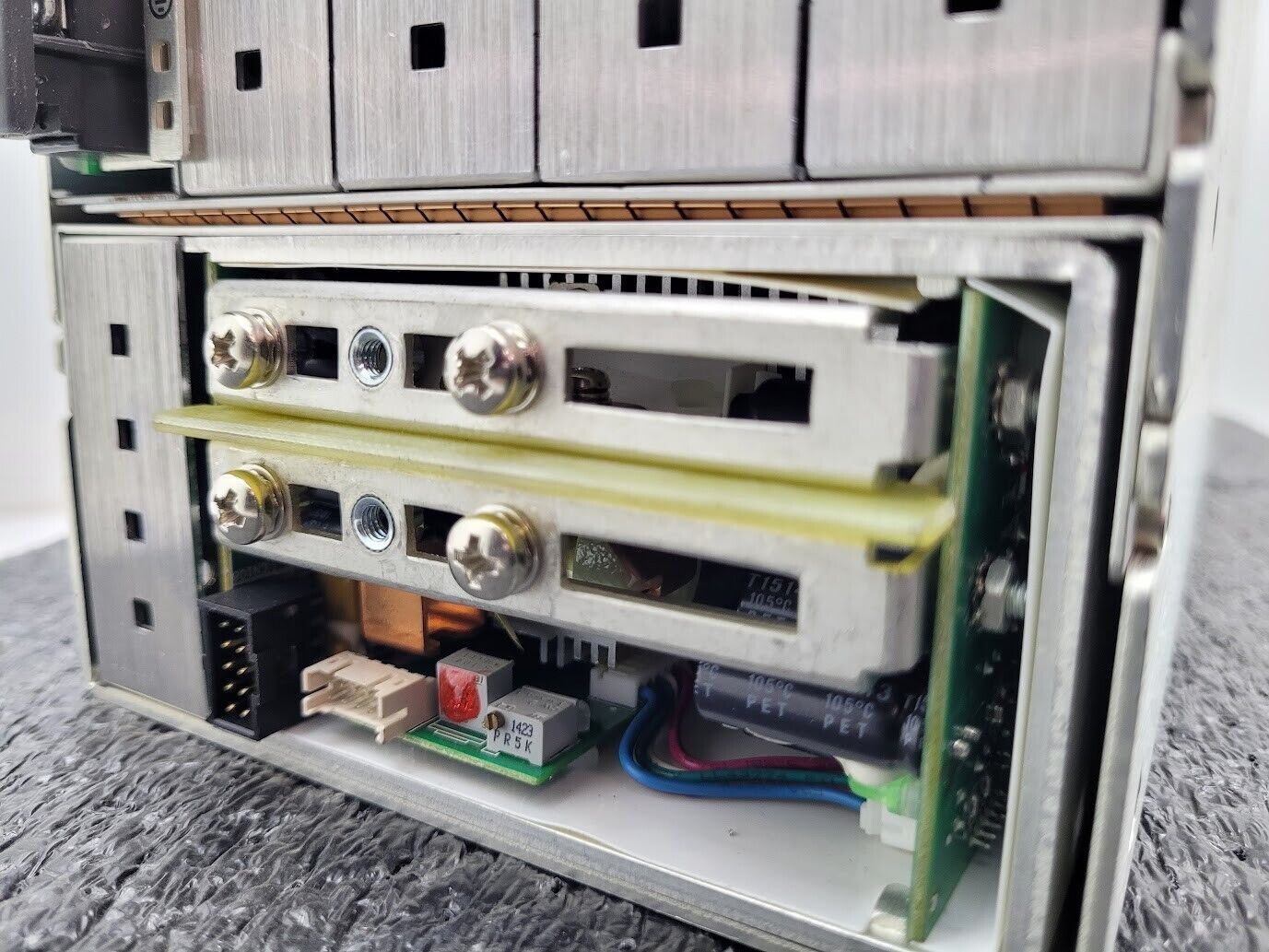 Artesyn DC Power Supply iVS1-5N0-00-A 1500W 15VDC 100A Output 100-240V 20A Input