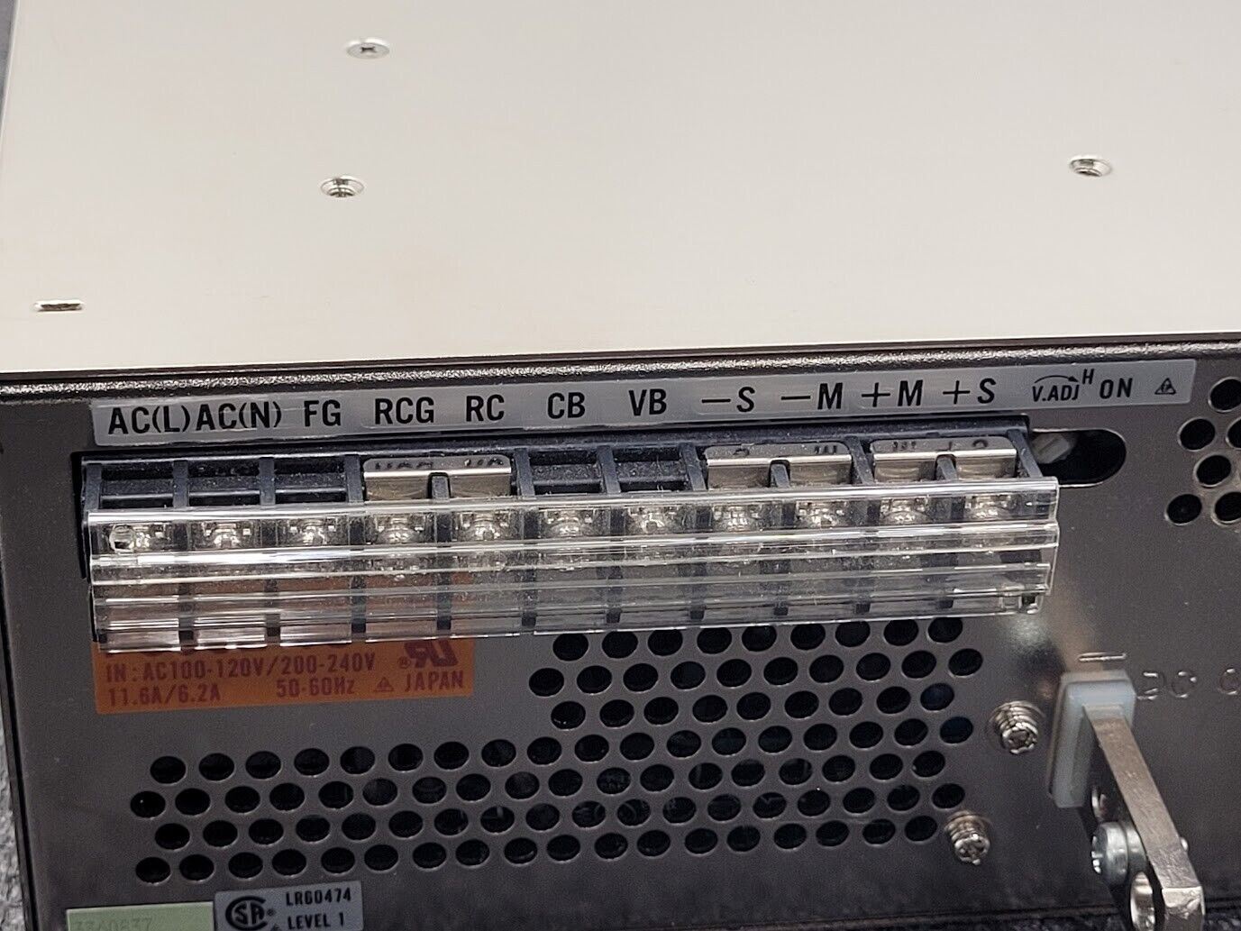 Cosel P600E-15 / P600E15 100-240VAC 11.6A Input 15V 43A 650W Output Working Pull