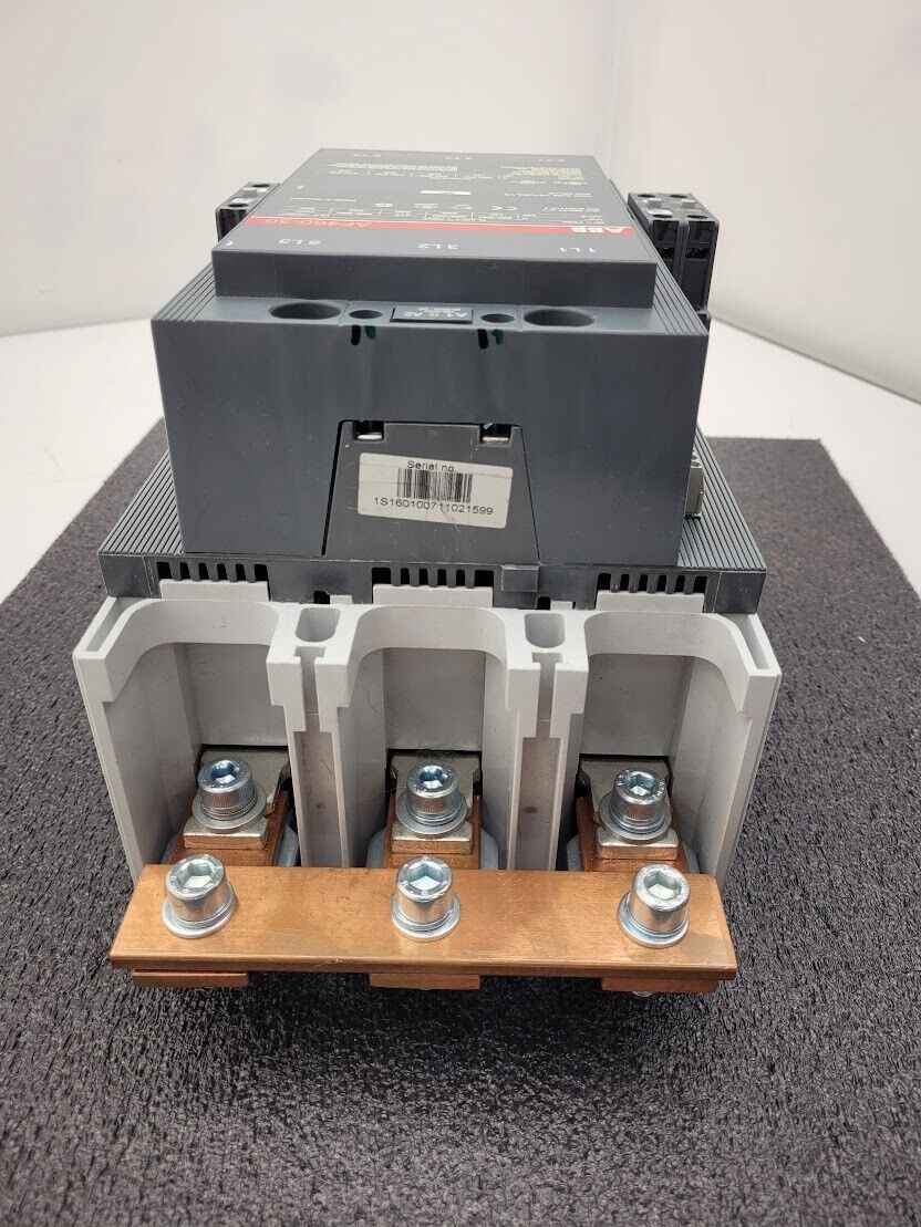 ABB AF460-30 650A 600V 3 Pole 3 Phase Motor Starter Contactor 100-250VDC Coil
