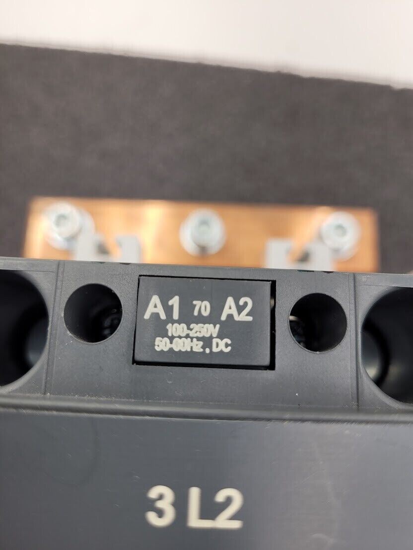 ABB AF460-30 650A 600V 3 Pole 3 Phase Motor Starter Contactor 100-250VDC Coil