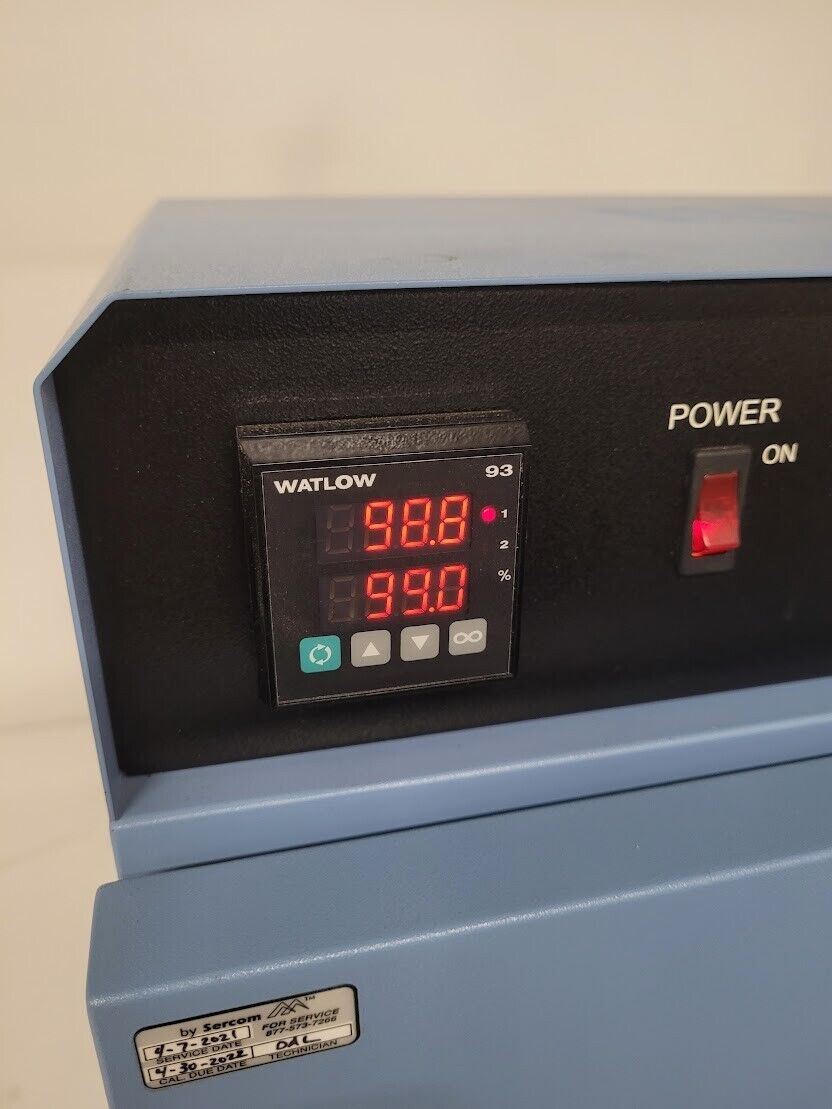 Scigene Model 777 Rotating Microarray Hybridization Oven Agilent SureHyb Rotator