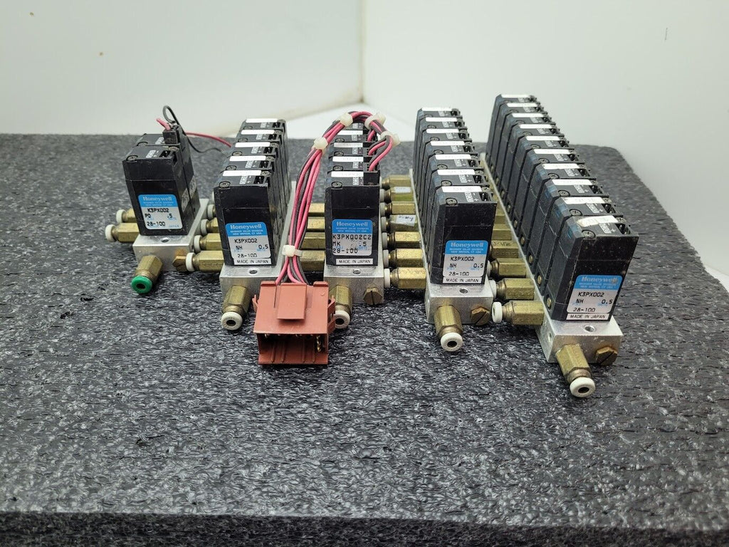 Lot of 29x Honeywell Solenoid Valve Block K3PX002 24VDC 28-100PSI 5/32 Connector