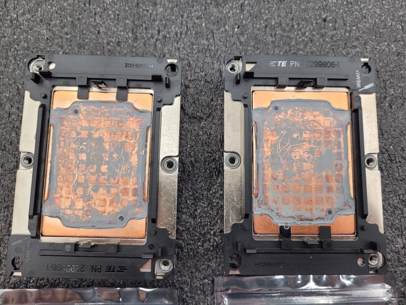 Lot of 2 Intel Xeon Gold CONFIDENTIAL QMXJ 2.2GHz 5120 CPU LGA3647 w/Heatsink