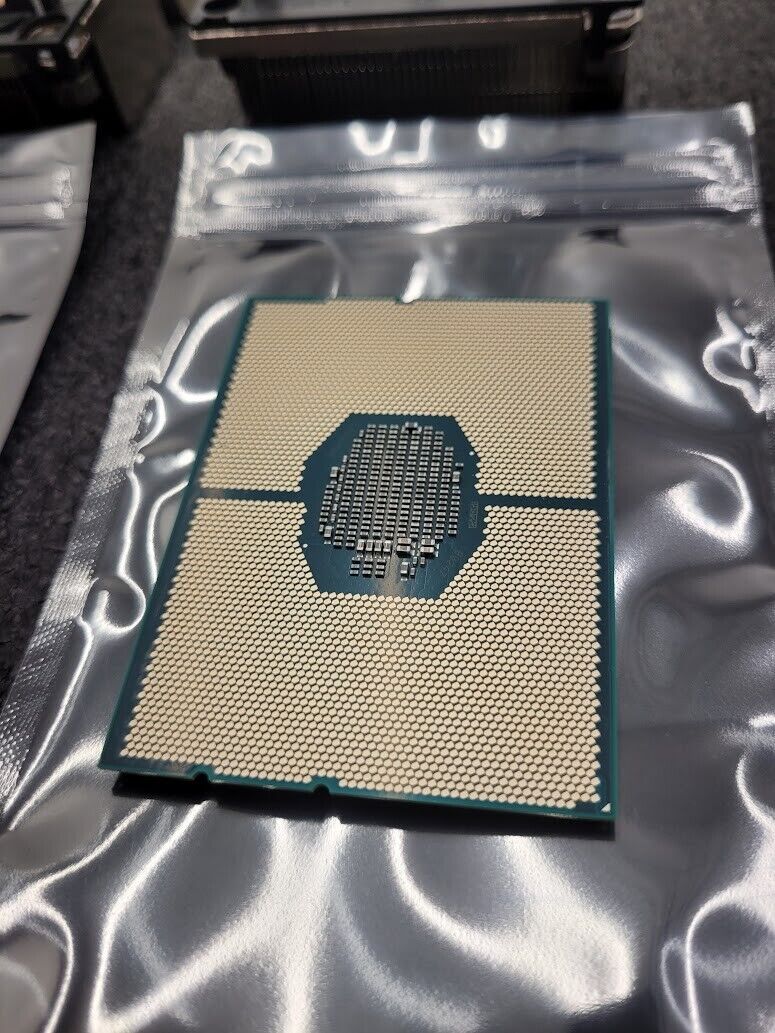 Lot of 2 Intel Xeon Gold CONFIDENTIAL QMXJ 2.2GHz 5120 CPU LGA3647 w/Heatsink