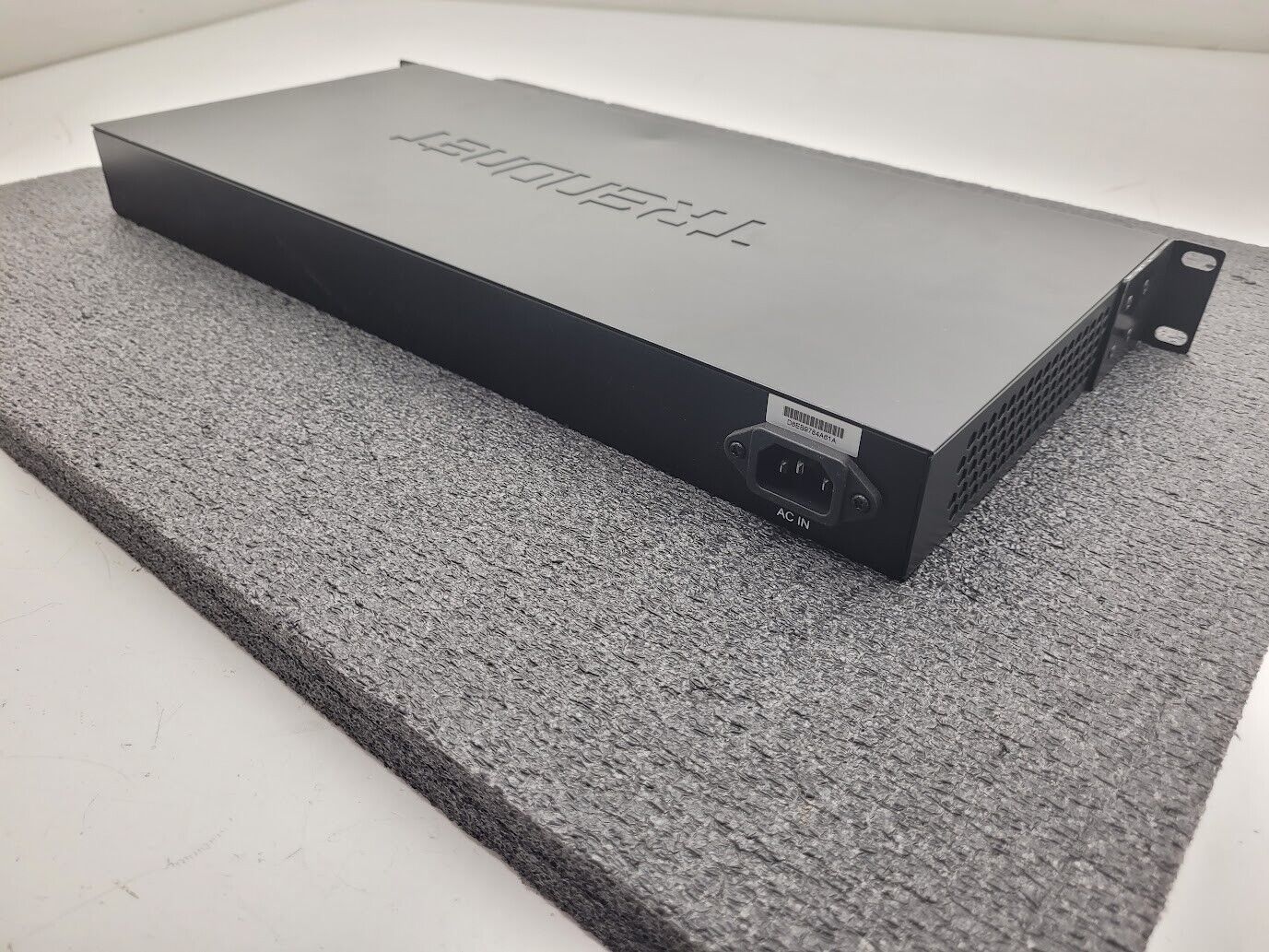TRENDnet TEG-40128 10G Web Smart Switch 12 Port 8x 10g base T + 4x SFP+