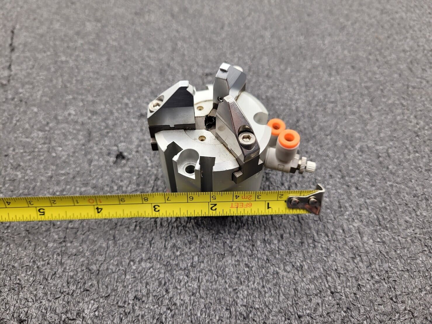 SMC Pneumatic Cylinder 3 Finger Rotary Gripper MHS3-32D MHS332D