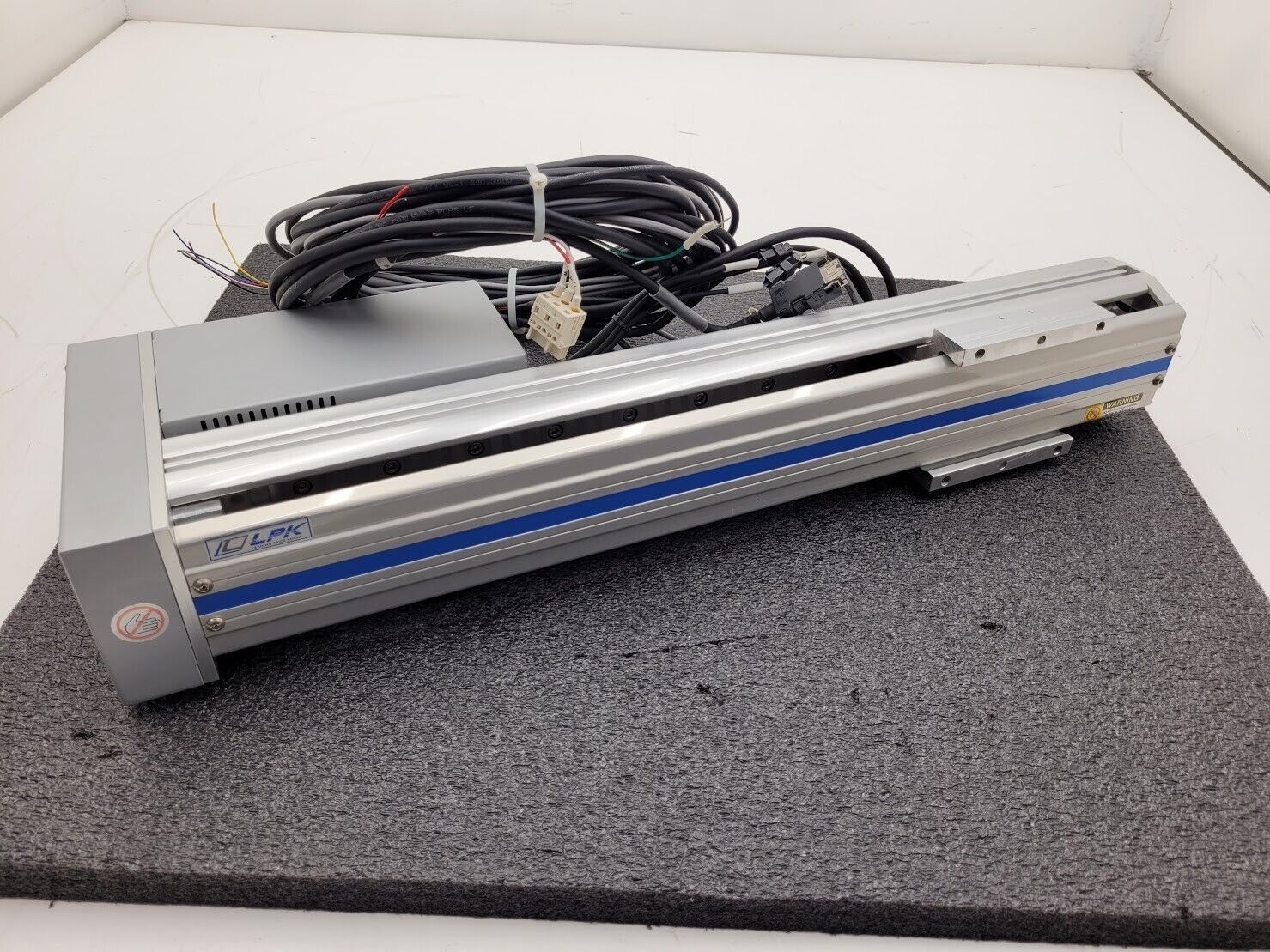 Mitsubishi Ball Screw Actuator LP090-UT-350L-20B-N MR-J3-20A 200W Drive