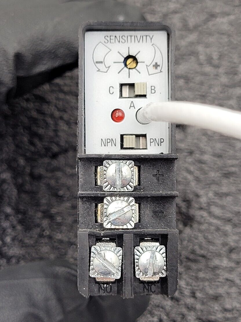 Entegris ES-1C-MD-XX Single Channel Electronic Control Module with Sensor