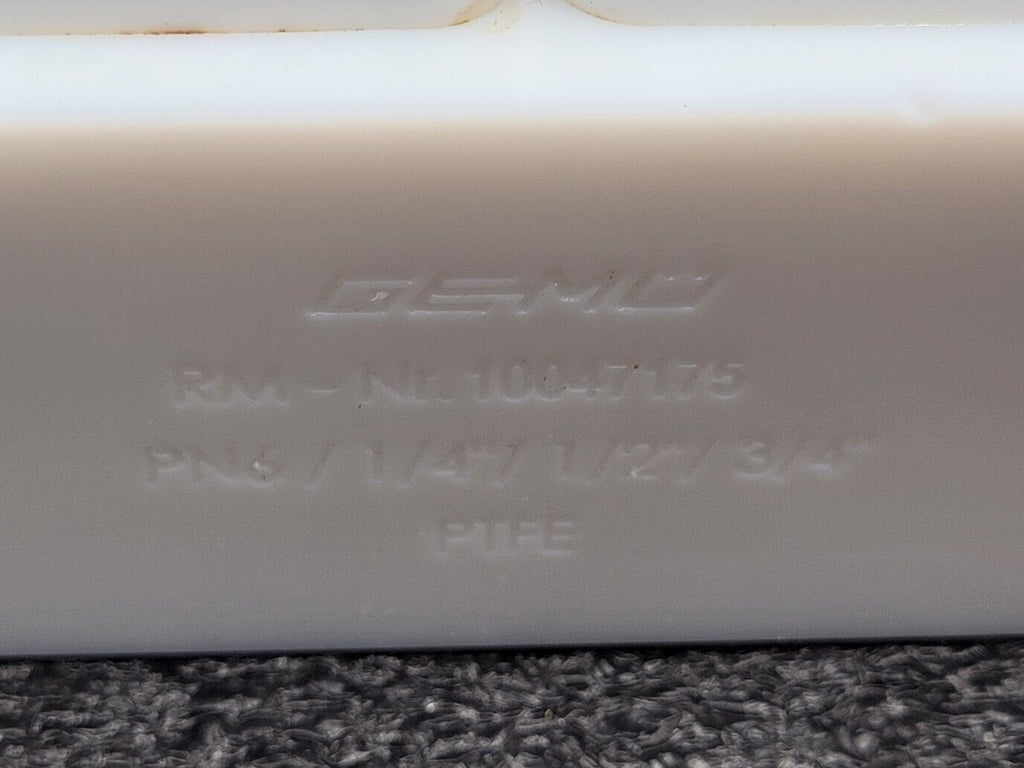 Gemu 7 Valve High Purity Diaphragm Shutoff Manifold Valve PN6 PTFE "C"