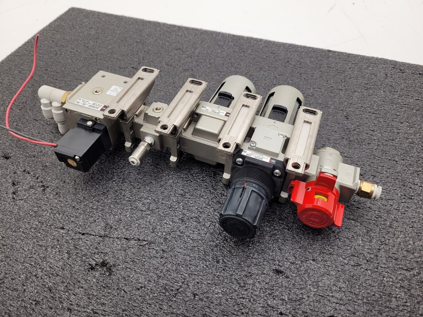 SMC Air Filter Regulator 2 Filters + Shutoff 125PSI 24VDC Solenoid AW30-03E