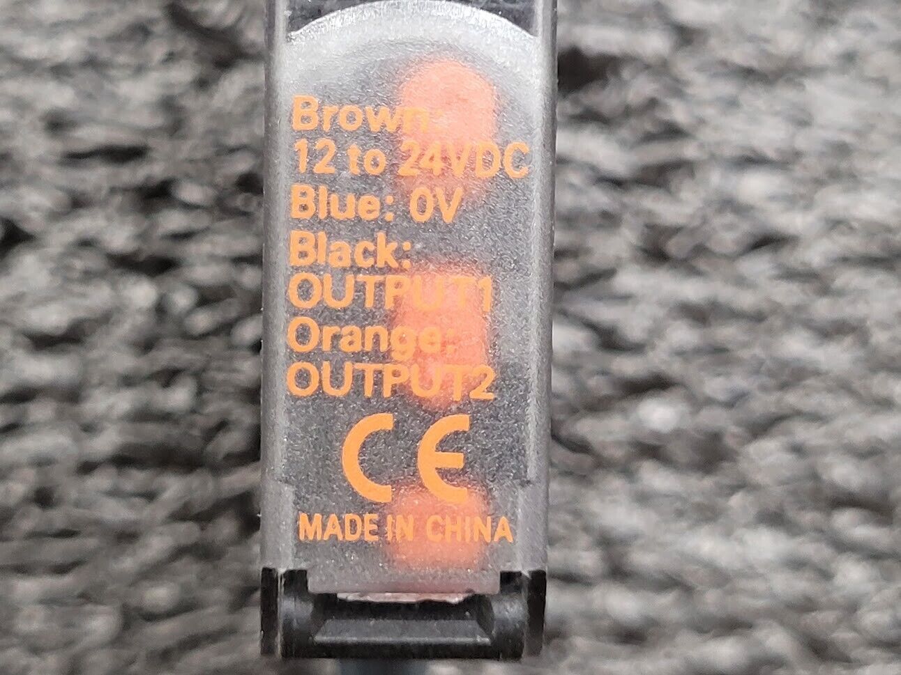 Lot of 33 Omron E3X-MDA41 2-Channel Fiber Optic Sensor Amplifier PNP w/ Cable