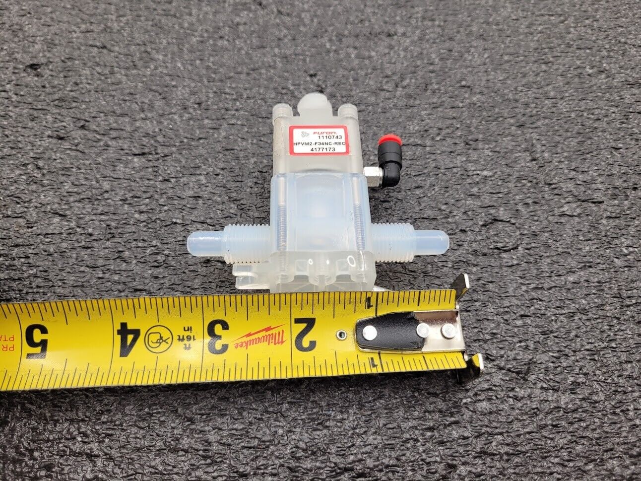 AMAT Furon High Purity Valve 1110743 HPVM2-F34NC-REO 1/4" Pneumatically Actuated