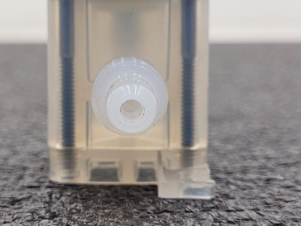 AMAT Furon High Purity Valve 1110743 HPVM2-F34NC-REO 1/4" Pneumatically Actuated