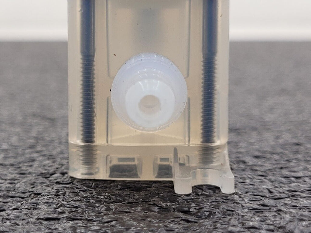 AMAT Furon High Purity Valve 1110743 HPVM2-F34NC-REO 1/4" Pneumatically Actuated