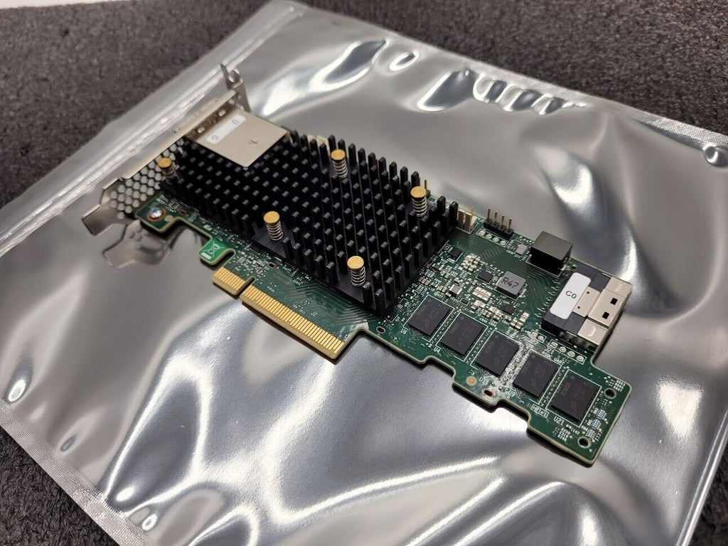 Broadcom MegaRAID 9580-8i8e Storage Controller (RAID) 05-50076-00 Low Profile