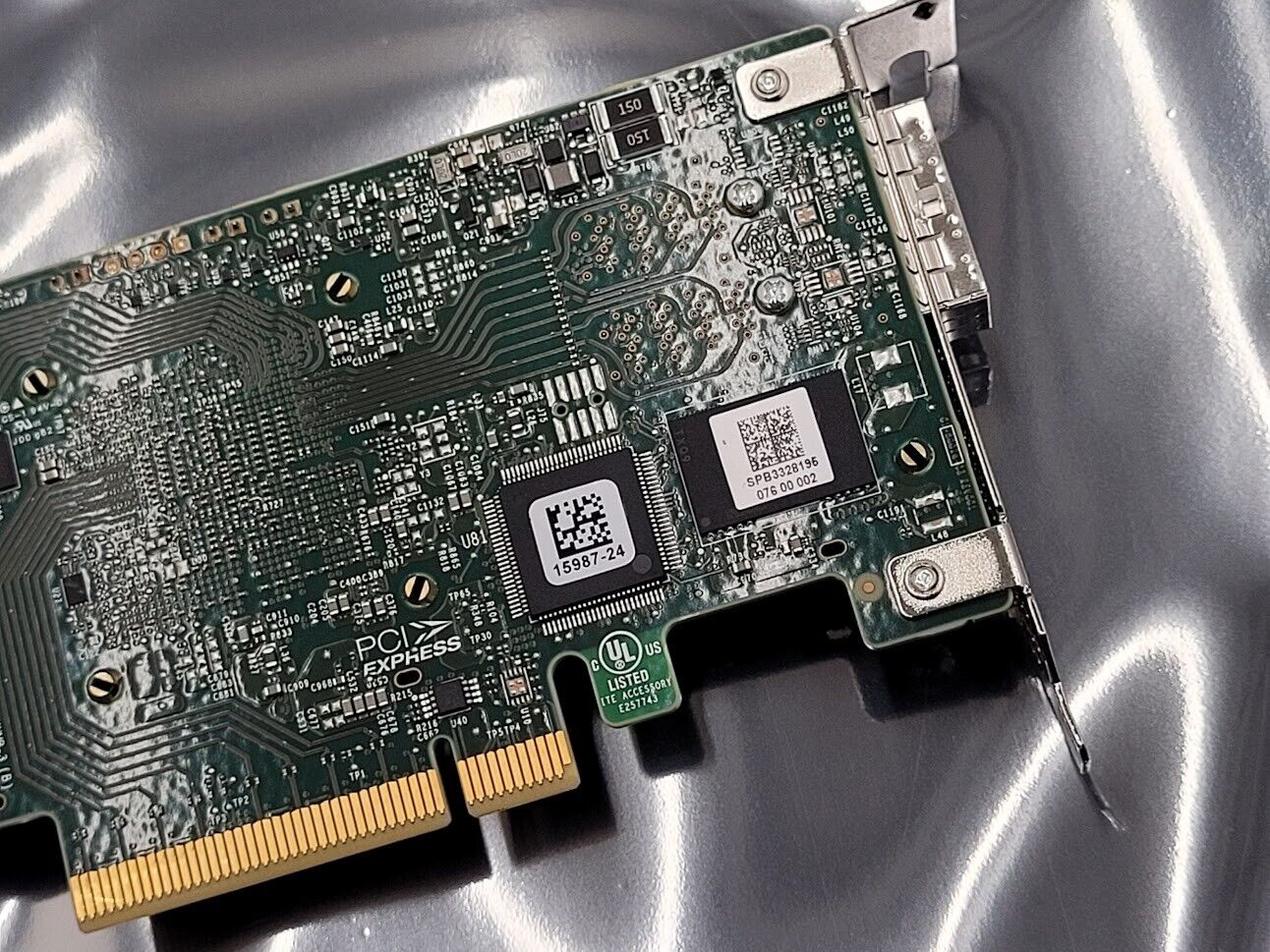 Broadcom MegaRAID 9580-8i8e Storage Controller (RAID) 05-50076-00 Low Profile