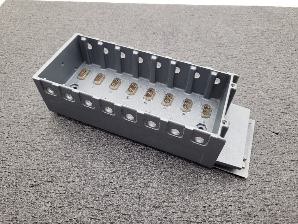 National Instruments NI cRIO-9118 8-Slot FPGA Chassis 196604B-08L Working Pull