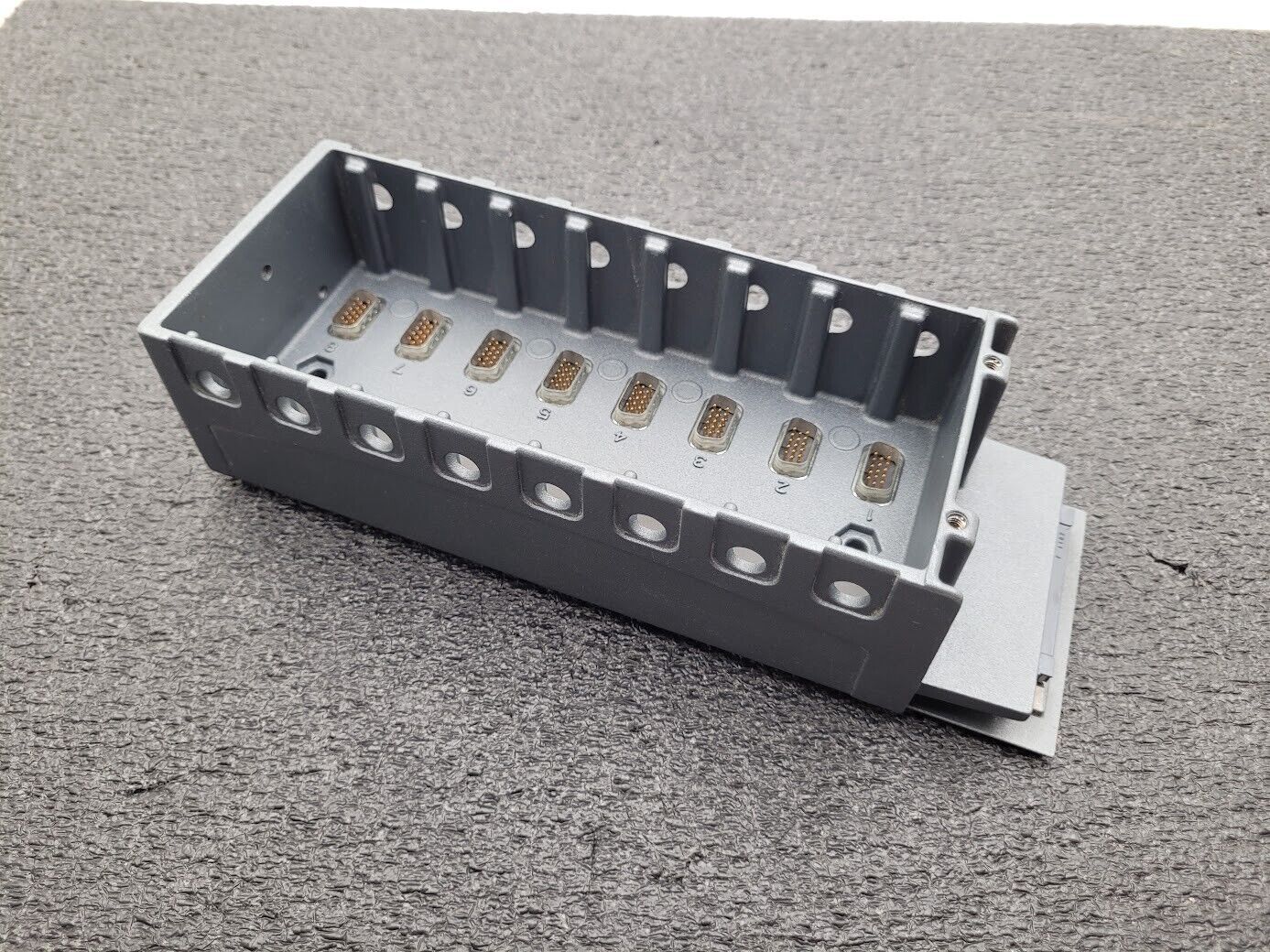 National Instruments NI cRIO-9118 8-Slot FPGA Chassis 196604B-08L Working Pull