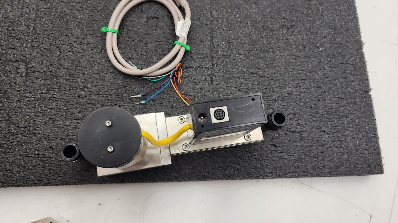 Alicat Scientific MC-250SLPM-D Air GAS Digital Mass Flow Meter Controller