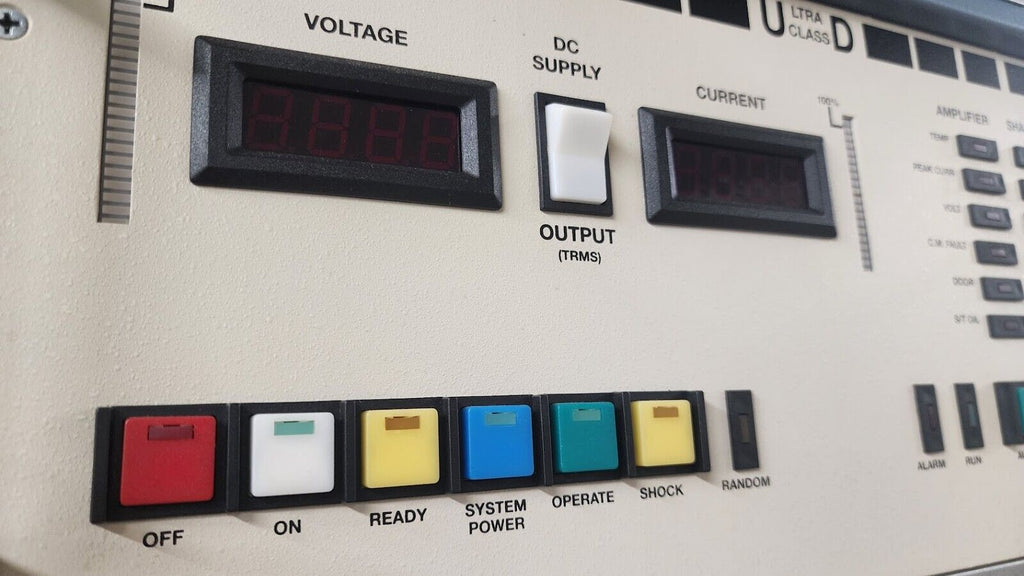 Unholtz Dickie MC15 SA15-S452/ST Shaker Table Power Amplifier Cabinet PM15-K