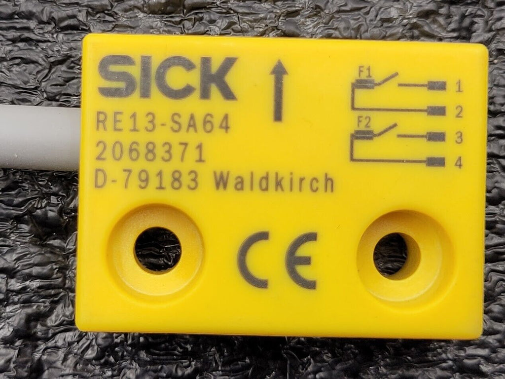 6x Sick RE13-SA64 Magnetic Reed Switch Magnet NO/NC Cable Connector Flange Mount