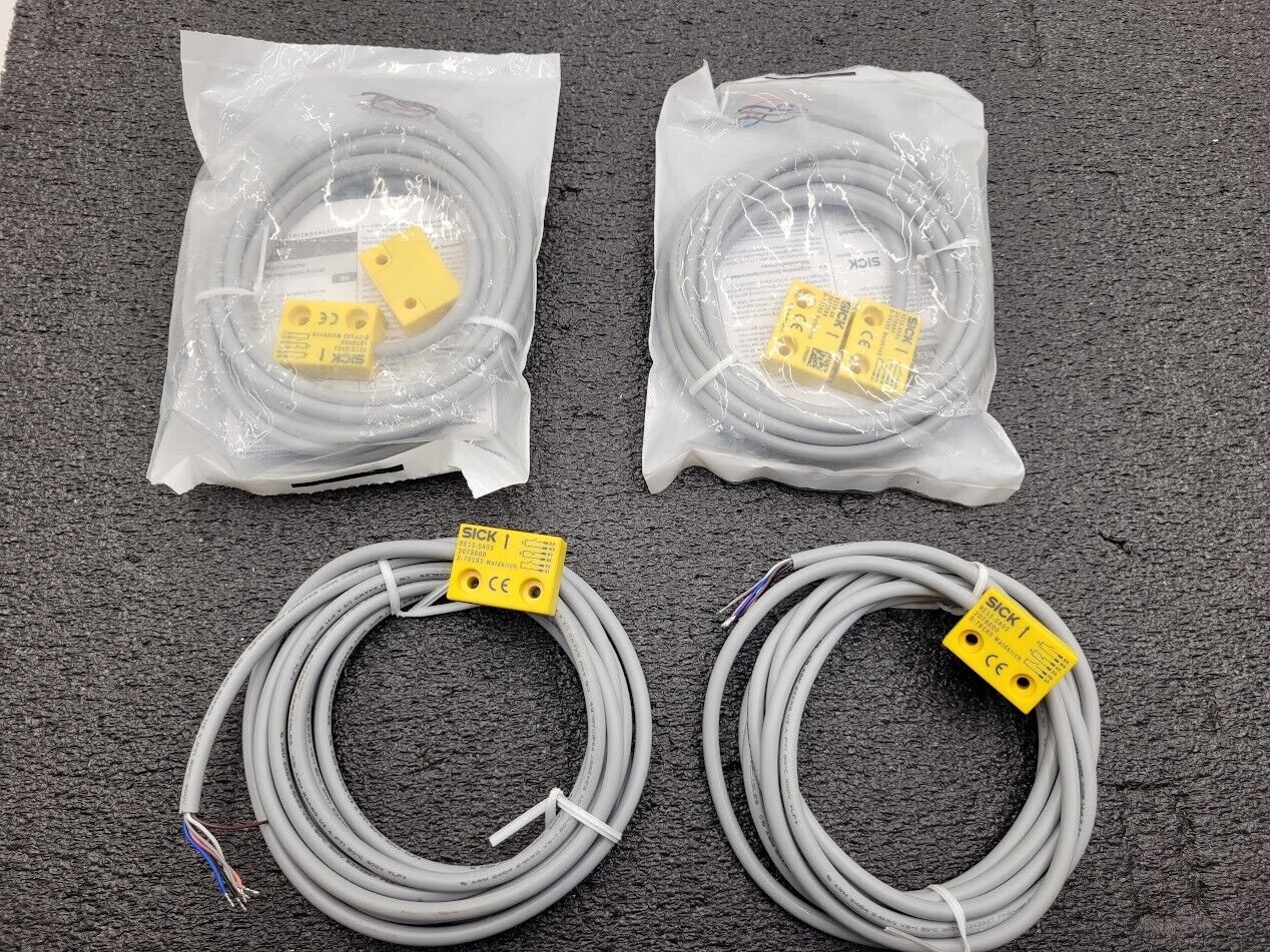 4x Sick RE15-SA03 Magnetic Reed Switch Magnet NO/NC Cable Connector Flange Mount