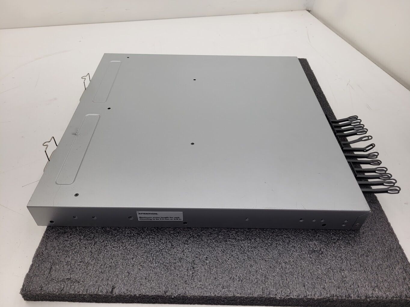 Brocade 6510 24-Port Fiber Switch 6510-24-16G-R 24 ports active w/24 SFP + 2 Pwr