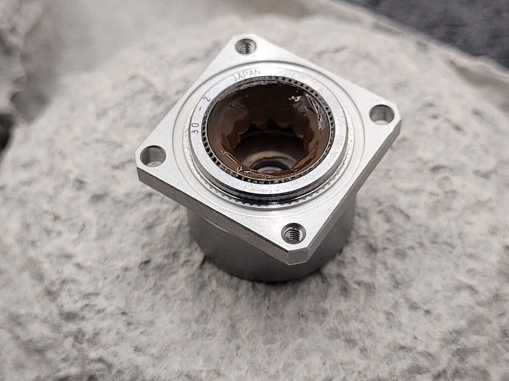 Harmonic Drive Systems CSF-5-30-2XH-F Axis Drive Reducer 1/30 Ratio