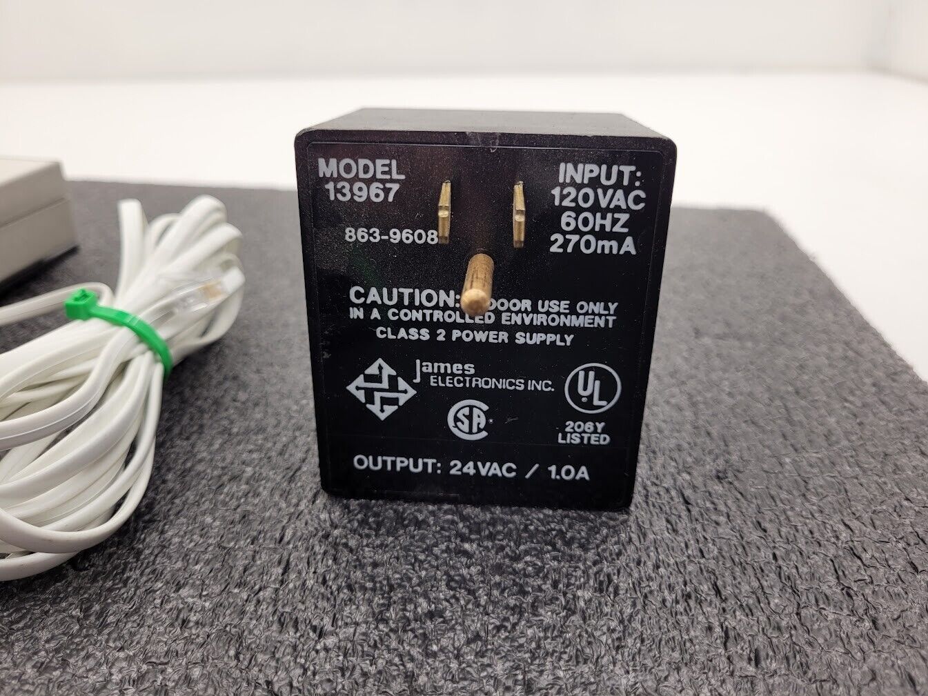 Ion Systems 6115 Z-Stat AirForce Ionizer IsoStat Technology Ionizing Air Blower