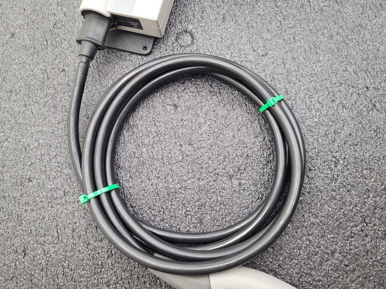 Ion Systems 6115 Z-Stat AirForce Ionizer IsoStat Technology Ionizing Air Blower