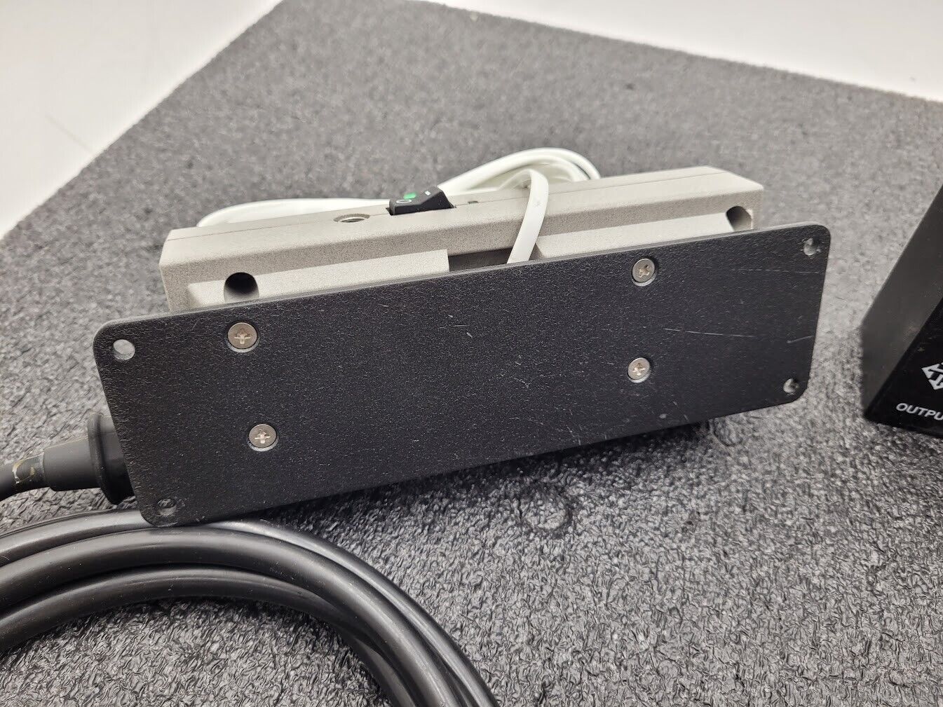 Ion Systems 6115 Z-Stat AirForce Ionizer IsoStat Technology Ionizing Air Blower