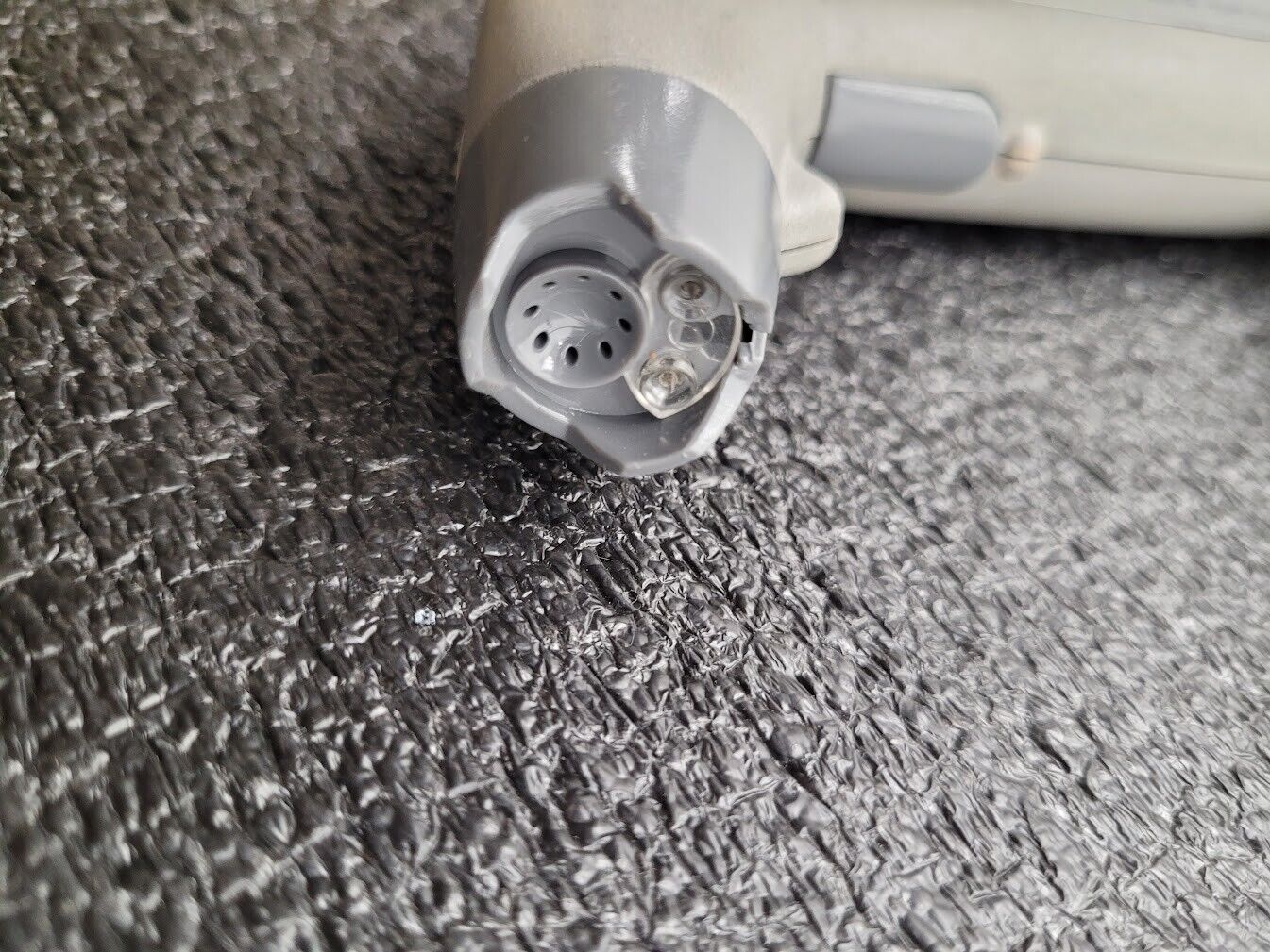 Ion Systems 6115 Z-Stat AirForce Ionizer IsoStat Technology Ionizing Air Blower