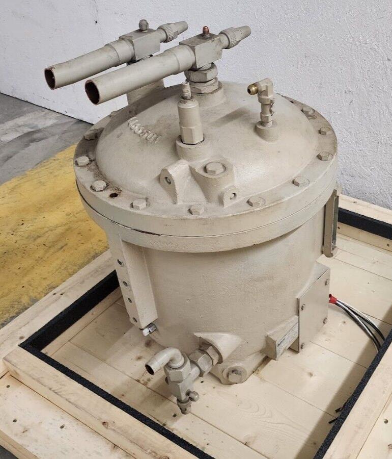 McQuay 350147201 Chiller Oil Sump Assembly 16" 115V 2HP 17.4FLA