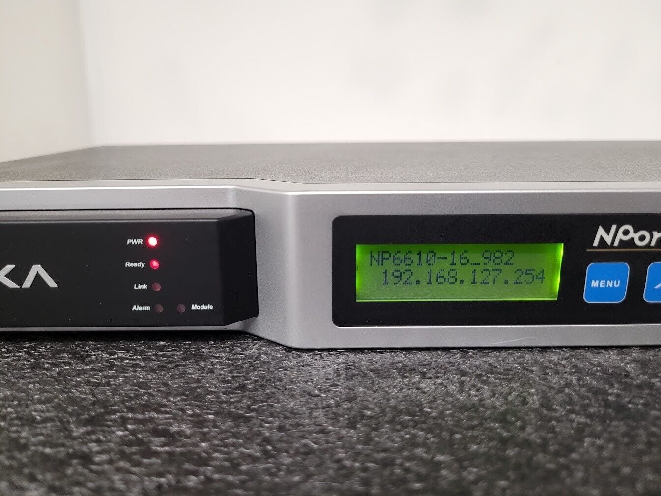 MOXA NPort 6610-16 16 Ports 8-pin RJ45 RS-232 Secure Device Server 100V~240Vac C