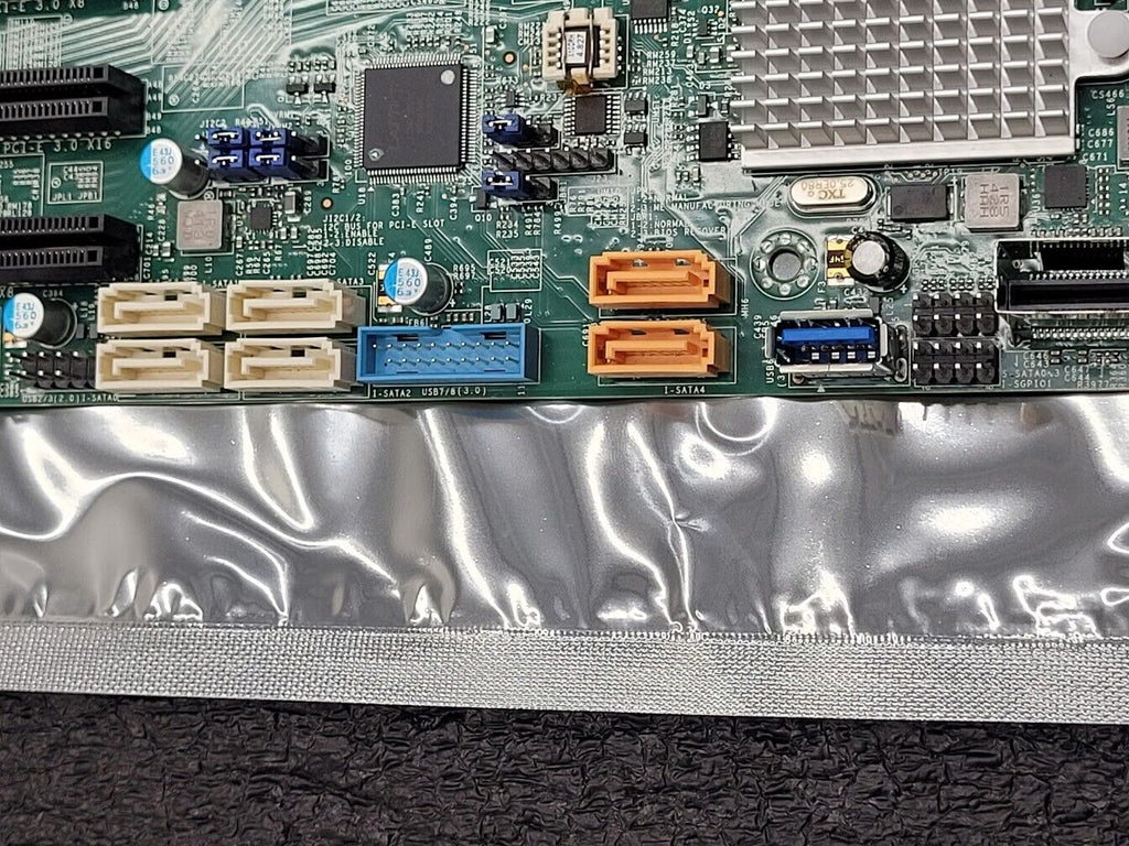 Supermicro X10DRH-CT Dual XEON E5-2620V3 64GB ECC Ram 10GbE E-ATX Motherboard