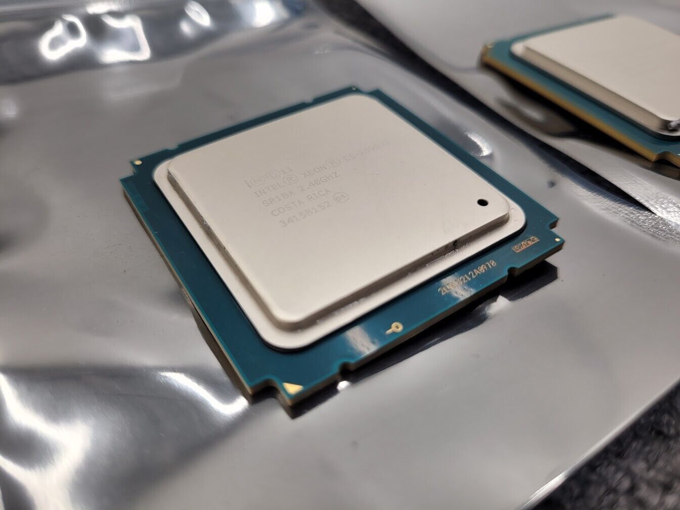 Pair of 2x Intel SR1BA Xeon E5-2695 v2 2.4 GHz LGA 2011 Server CPU