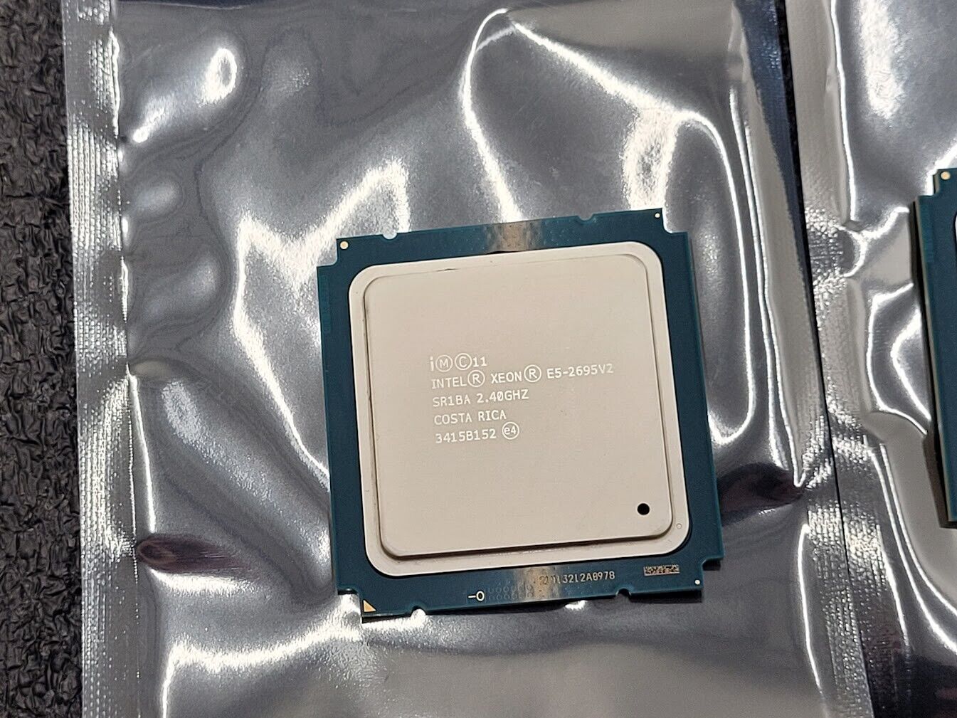 Pair of 2x Intel SR1BA Xeon E5-2695 v2 2.4 GHz LGA 2011 Server CPU