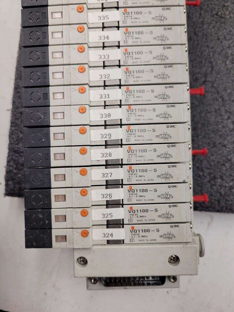 3x SMC Pneumatic Valve Block Solenoid Manifold 24VDC 38 Valves Total Lot D