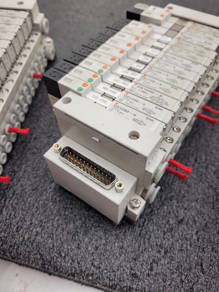 3x SMC Pneumatic Valve Block Solenoid Manifold 24VDC 38 Valves Total Lot D