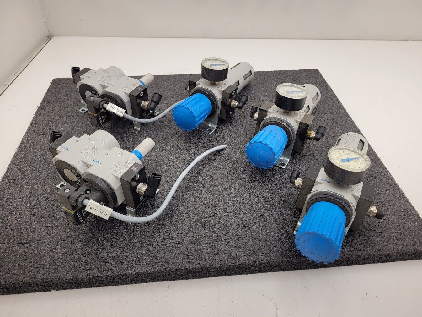 Lot 5 of Festo Pneumatic Solenoid Valve Regulator Manifold Robot Control 24VDC B