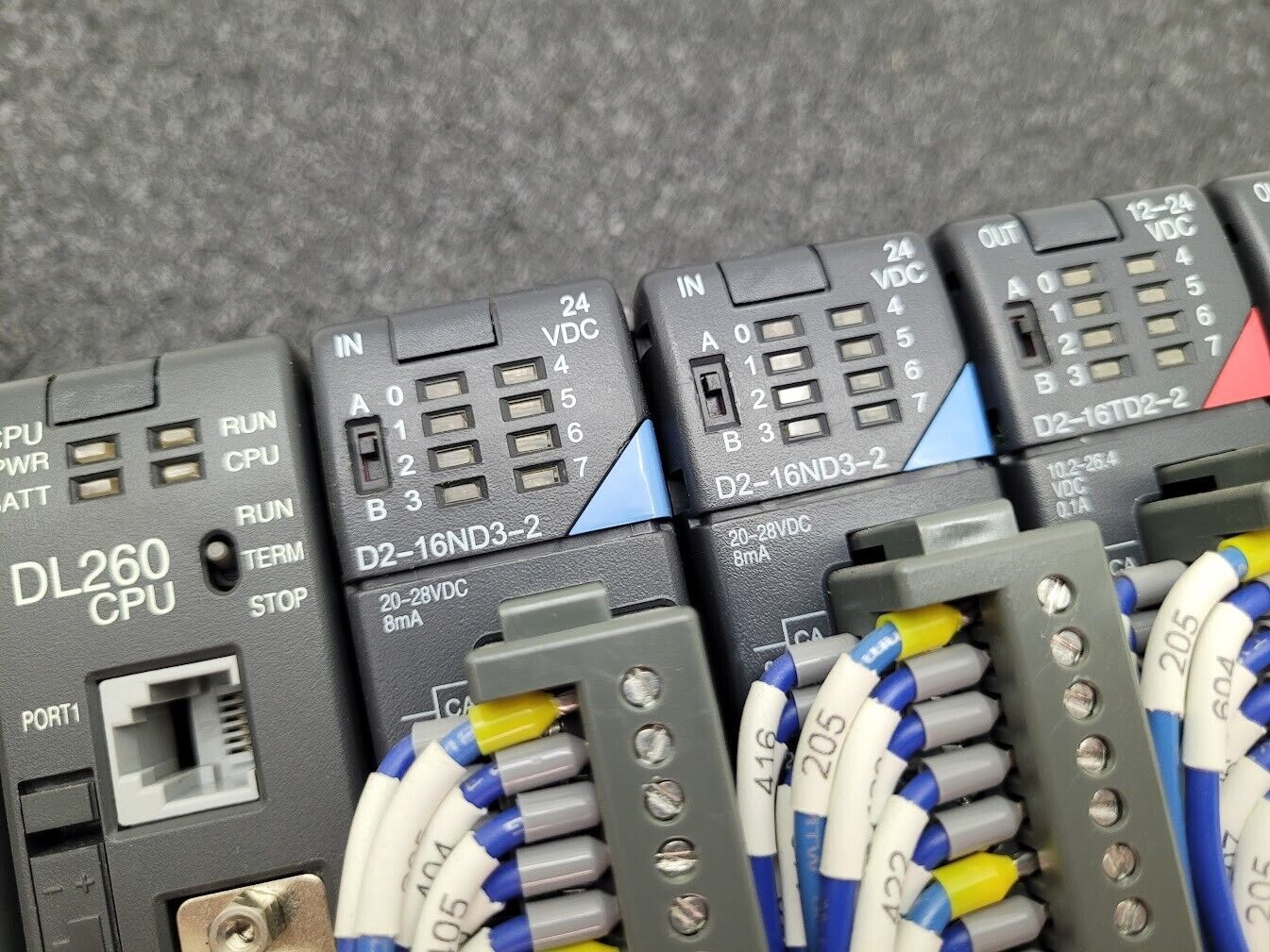 Automation Direct Logic 5 Slot PLC System 205 Koyo DL260 CPU + 4 Modules