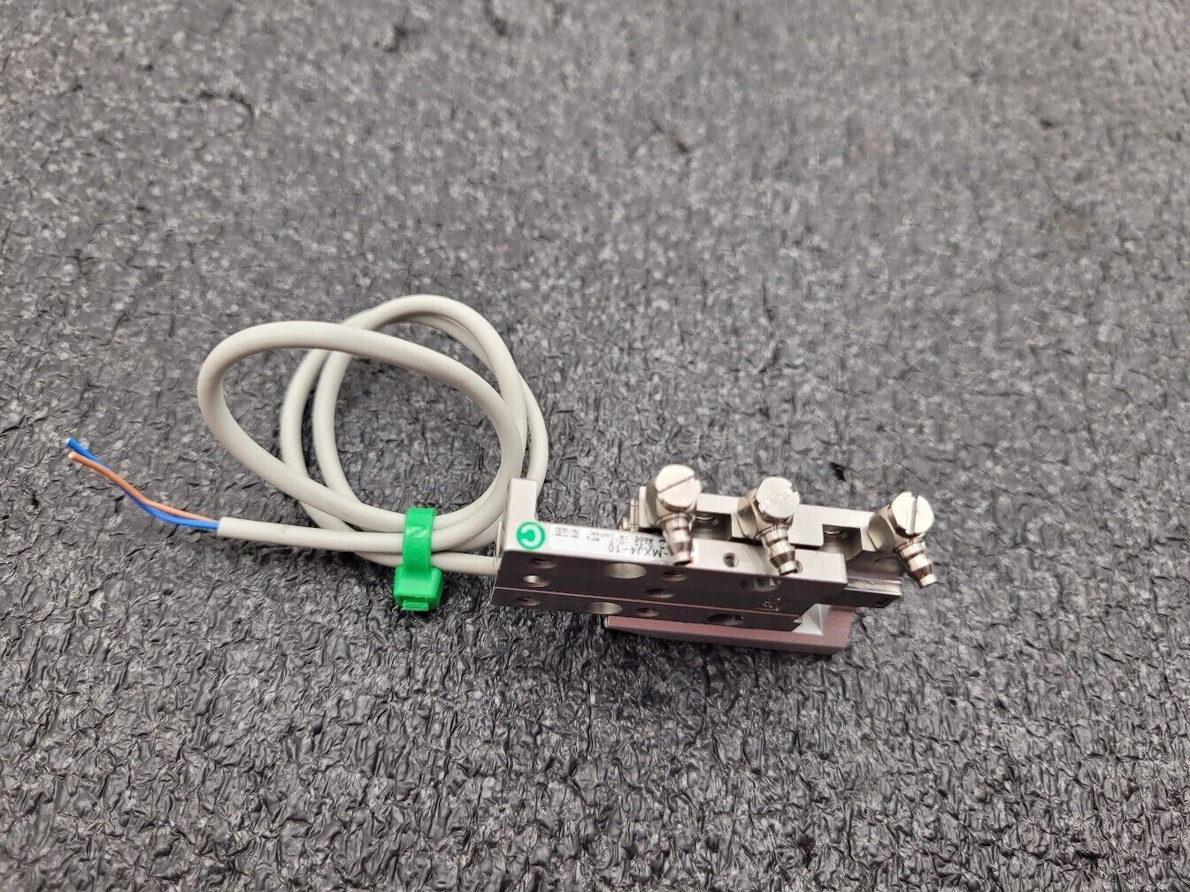 SMC 11-MXJ4-10 Slide Table Clean Room MXS/MXJ Guided Cylinder w/ D-M9N Sensor