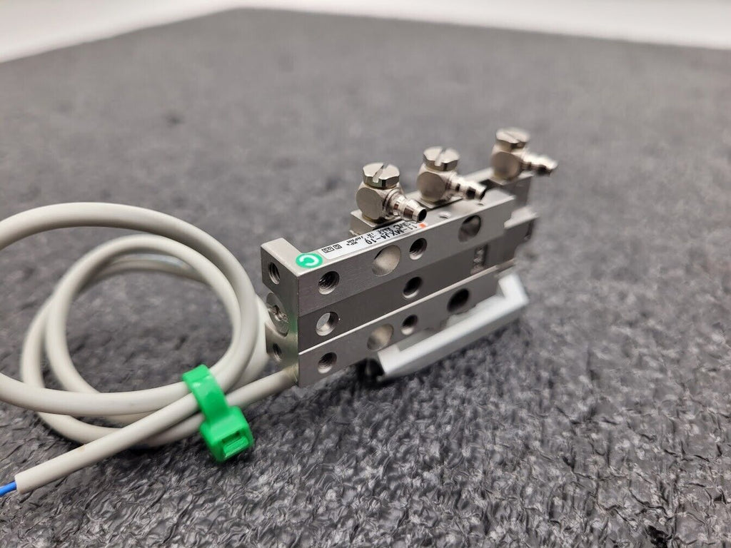 SMC 11-MXJ4-10 Slide Table Clean Room MXS/MXJ Guided Cylinder w/ D-M9N Sensor
