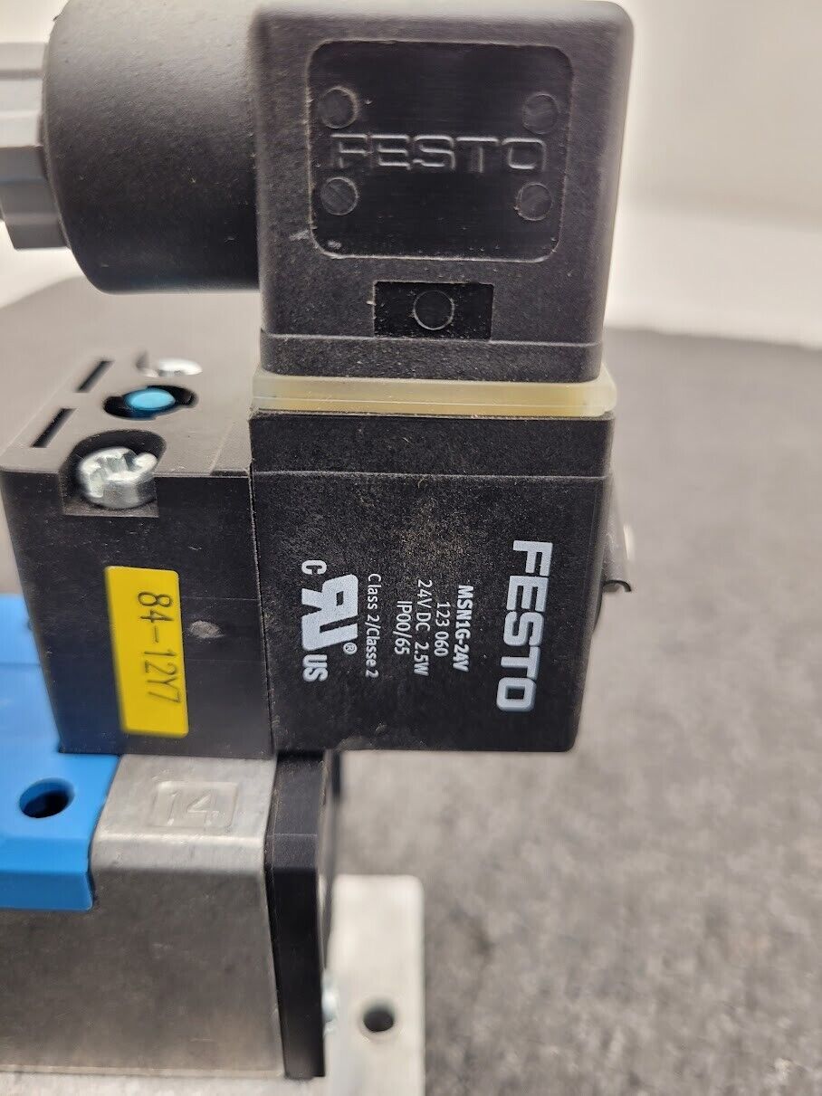 Festo Pneumatic Valve Block MN1H-5/2-D-1-FR-S-C -13 to 240 psi INPUT 159716