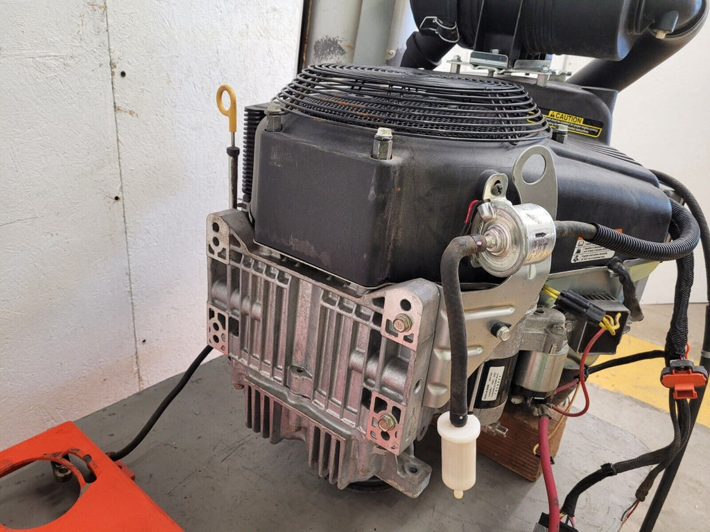 Vanguard Briggs & Stratton 993CC EFI37 37HP Vertical Shaft V-Twin Engine  200hrs