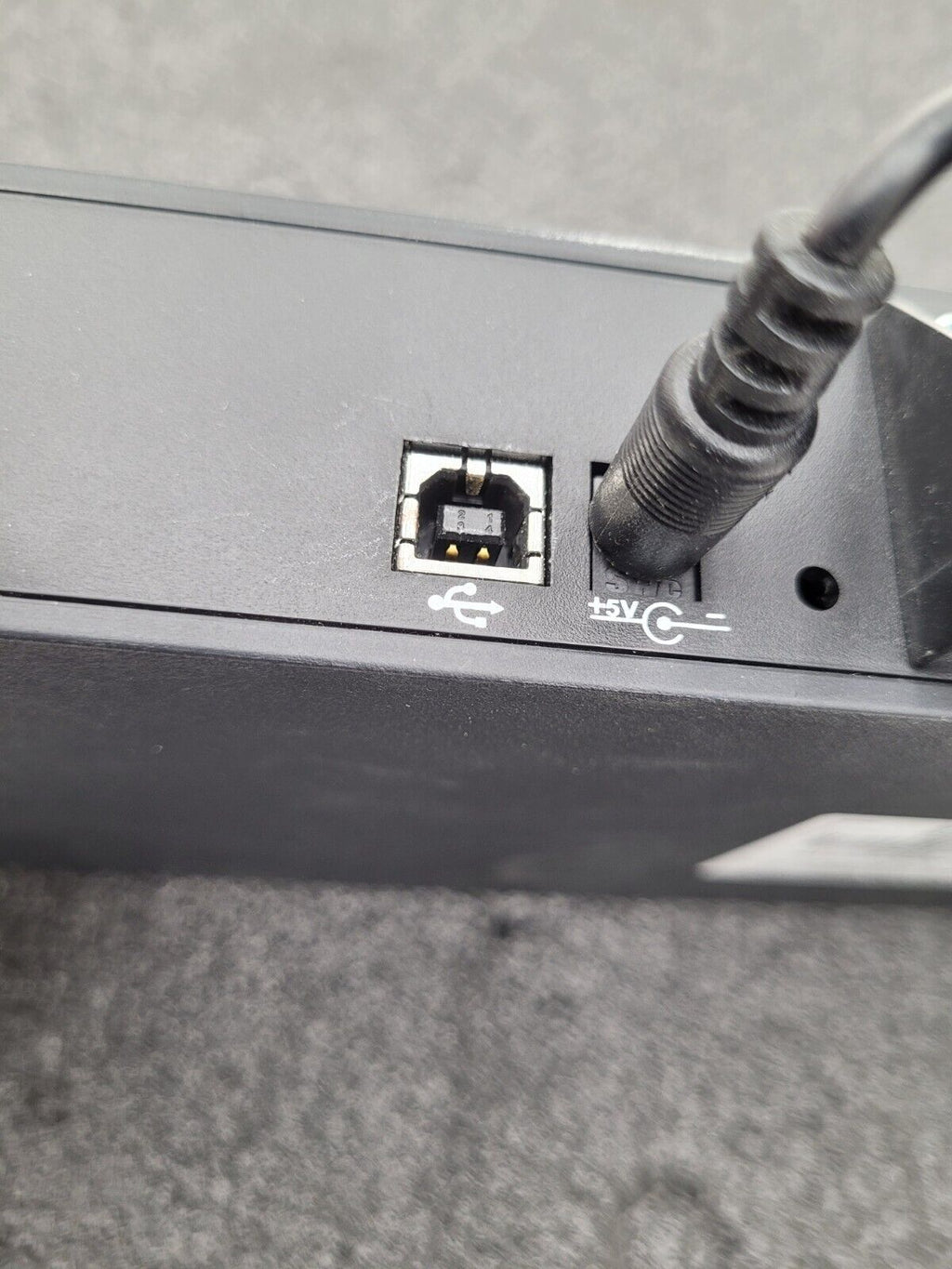 Inside Out EDGEPORT/416 DB-9 50000780-01 USB Multi-port Converter with USB Hub