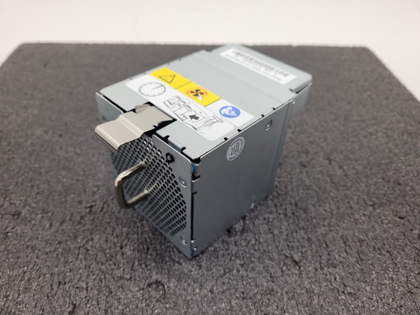 Drive Storage Array Fan Module JBOD 739348000-00 Rev. D EXOS