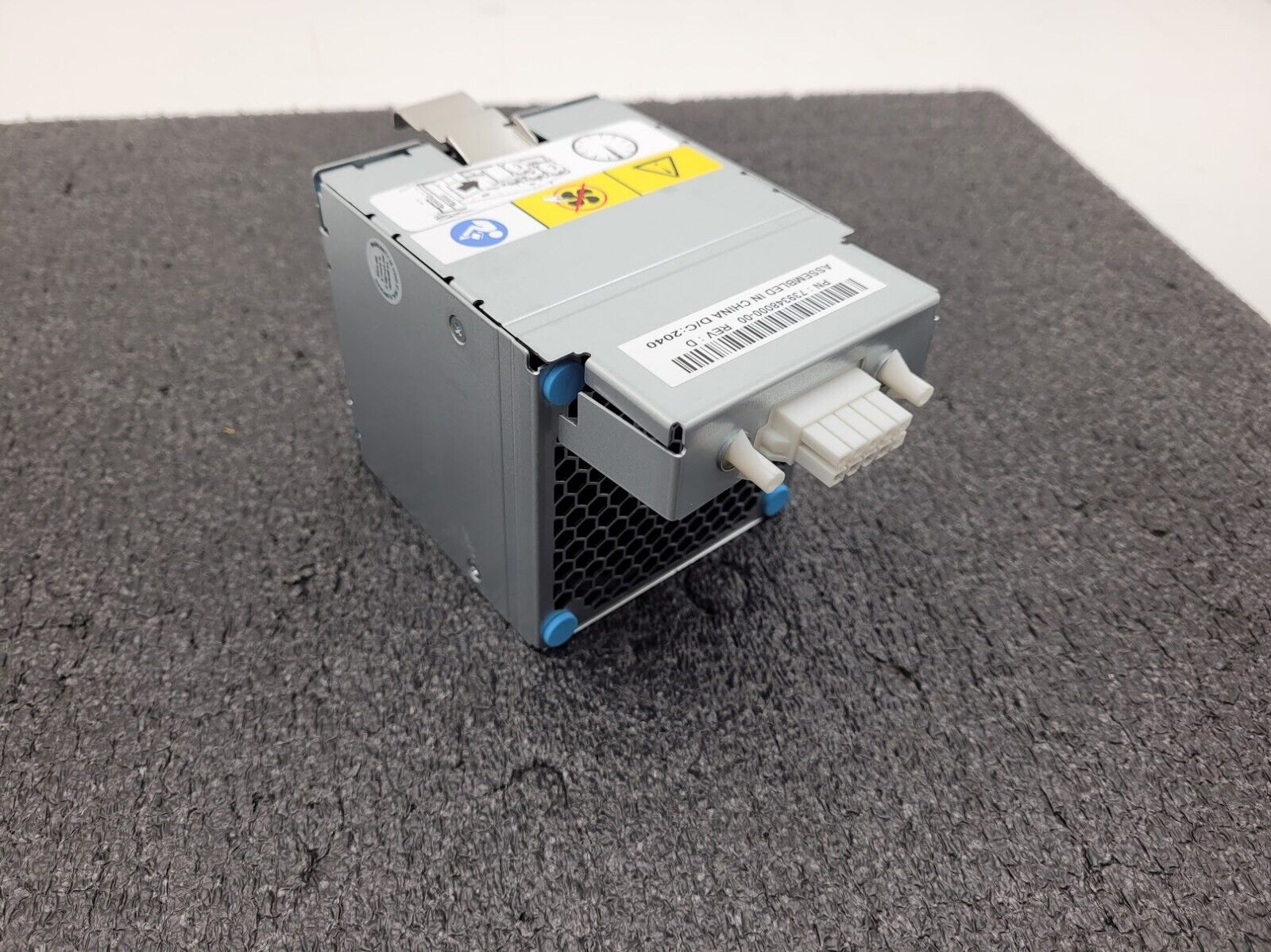 Drive Storage Array Fan Module JBOD 739348000-00 Rev. D EXOS