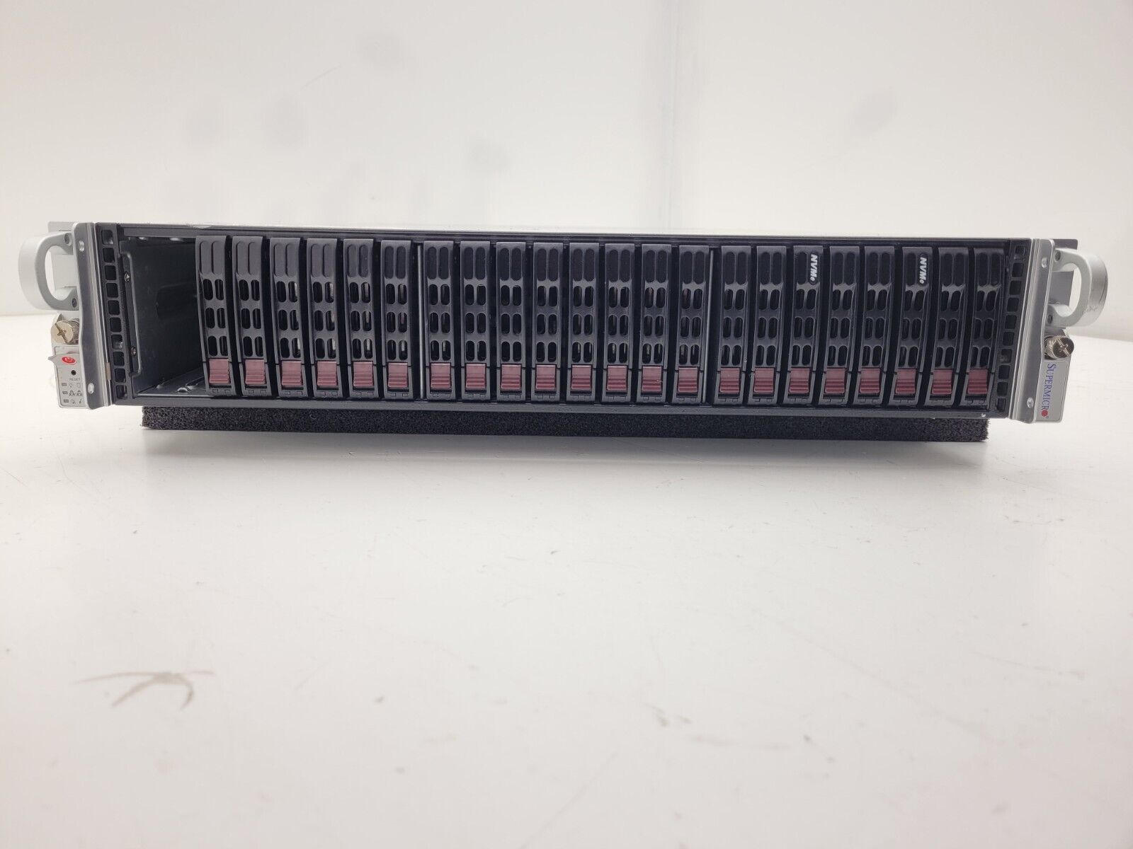 2U Server 24 Bay SFF X10DRU-i+ 4x NVMe 2x Intel E5-2630 V3 16 Core 128GB