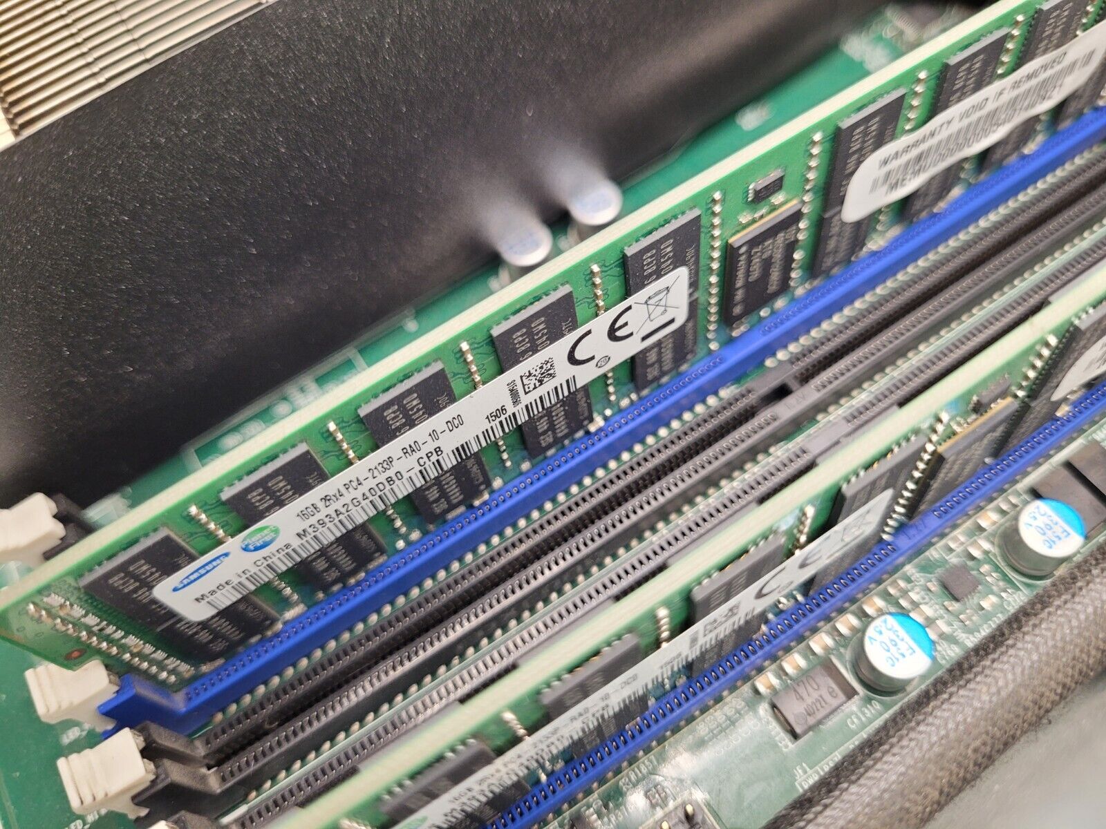 2U Server 24 Bay SFF X10DRU-i+ 4x NVMe 2x Intel E5-2630 V3 16 Core 128GB